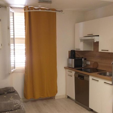 Magnifique Studio Au Coeur Historique De Fréjus Exteriör bild